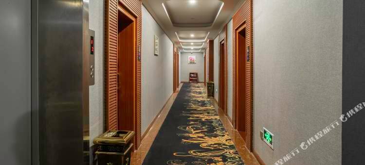 江中月酒店(万州万达广场三峡中心医院店)图片