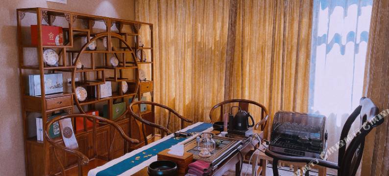 ZMAX满兮酒店(武汉东湖湖北省博物馆店)图片