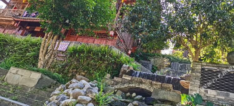 龚滩古镇喜容轩客栈图片