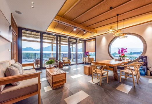 Qingcheng Mountain Town Yishan Homestay Hotel Overview