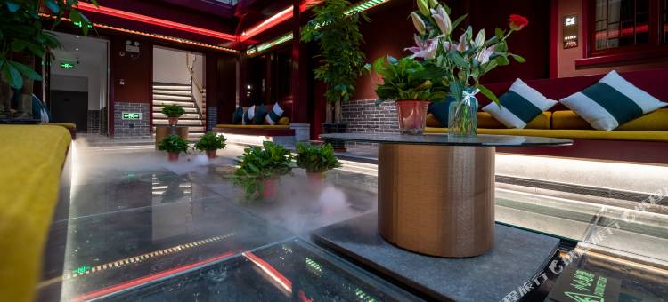 红墙·秋果酒店(北京天安门广场前门步行街店)图片