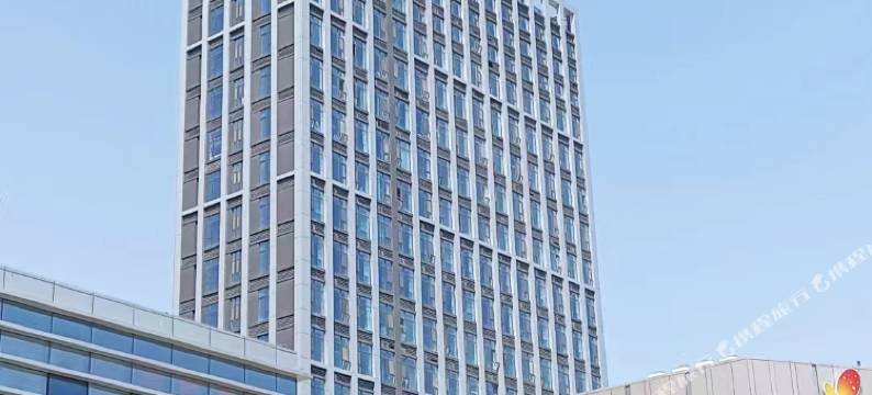 城悦·亿家民宿(工业北路龙湖北宸天街店)图片