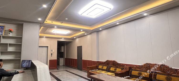 雅江雅岸居酒店图片