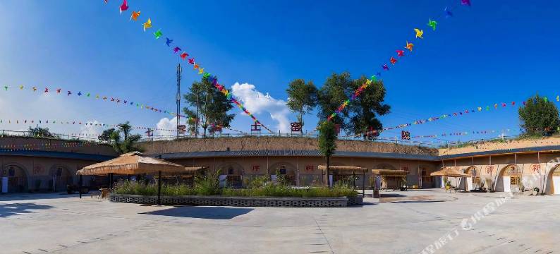 七零后土窑洞大院图片