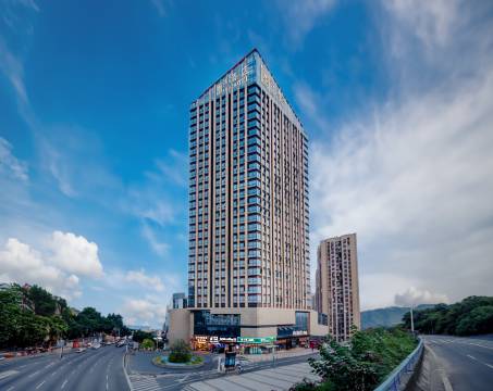 莱诗酒店(仁和广场银泰城店)