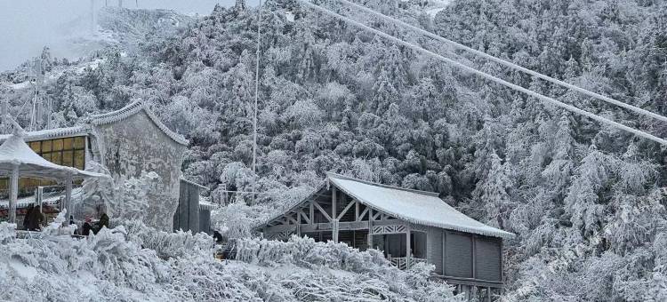 云冰山大桥客栈图片