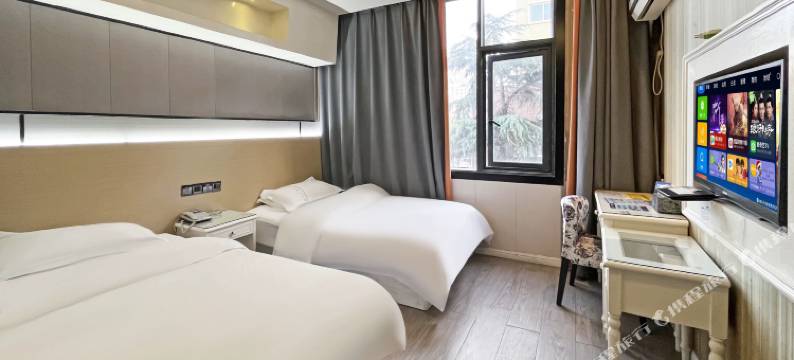 沐曼优酒店(金华世贸城市广场店)图片