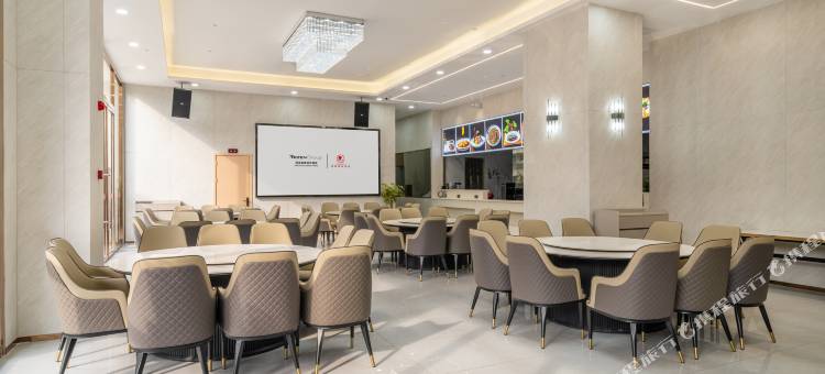 季枫国际酒店(南部县店)图片