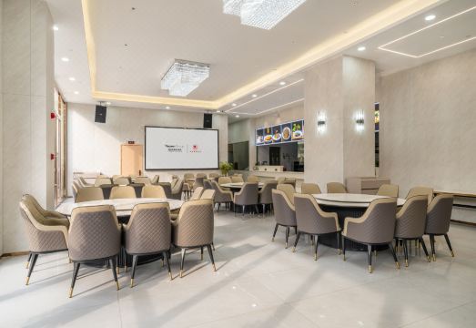 Jifeng International Hotel (Nanbu County  Branch) Hotel Overview