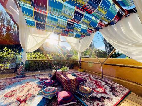 栖宿(伊宁机场六星街景区店)