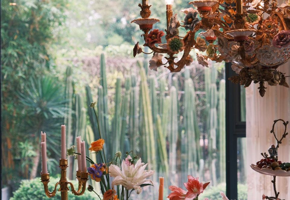 Seaside Seclusive Mansion Hotel Overview