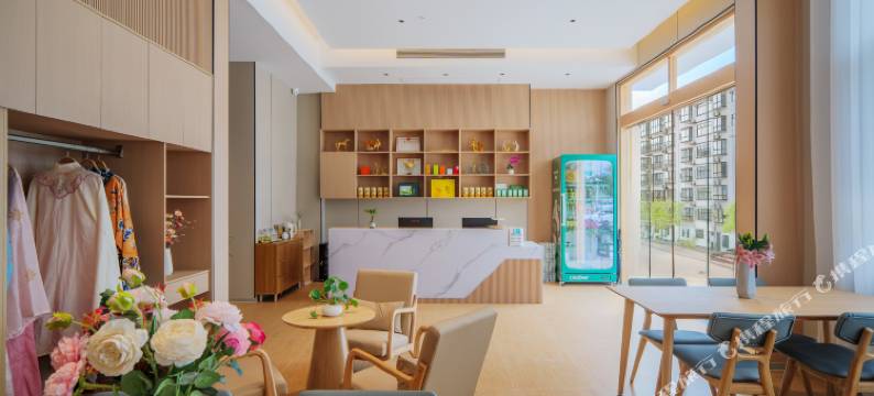 云见·花开设计师度假美宿(婺源高铁站店)图片