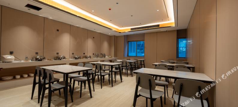 如家睿柏·云酒店(黄山地铁站店)图片