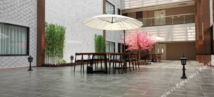 北京京荟广场美仑酒店图片
