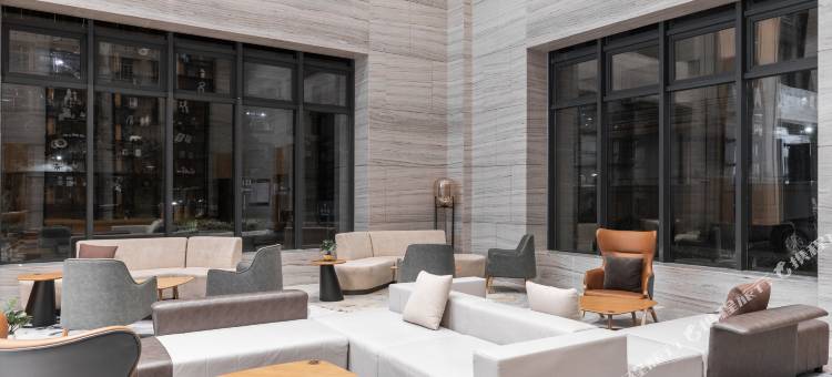 丽呈朗誉酒店(肇庆火车站七星岩景区店)图片