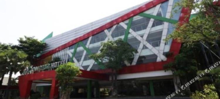 新埠头德瓦尔纳会议酒店(Dewarna Hotel and Convention Bojonegoro)图片