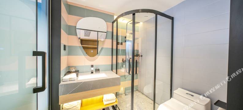 思薇尔酒店(无锡堰桥地铁站惠山万达广场店)图片