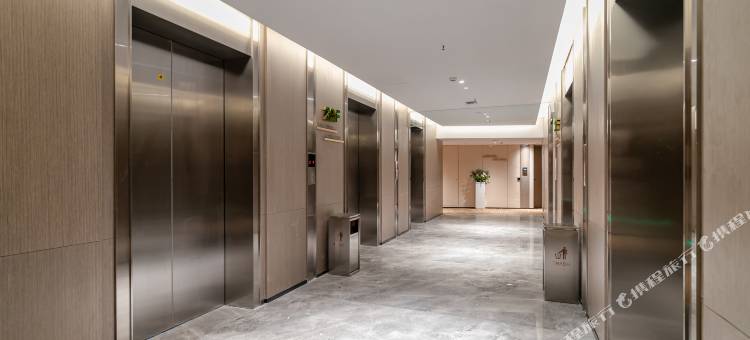 宜尚PLUS酒店(广州钧明欢乐世界店)图片