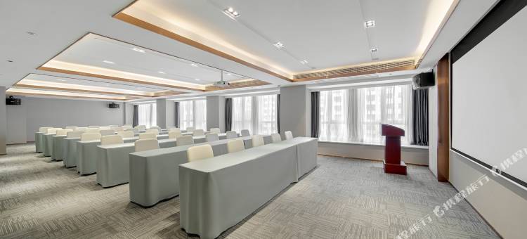 麗枫酒店(樟树四特大道江南华城店)图片