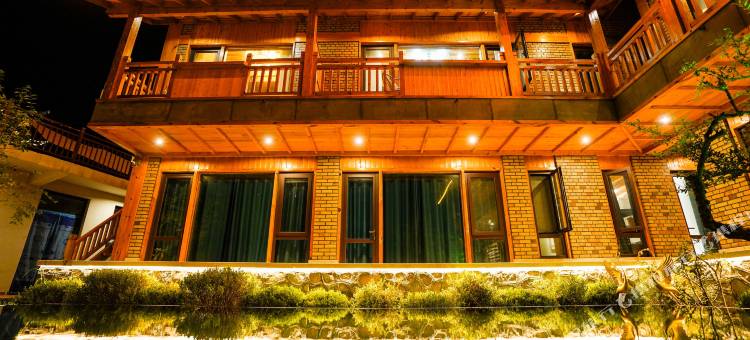 鹤隐山居(济南九如山风景区店)图片