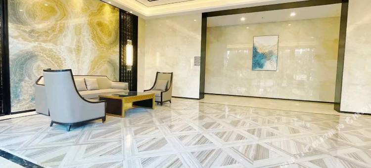 坦克Loft海景公寓(龙光世纪商务中心店)图片