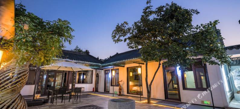 淄博槐里合院民宿图片