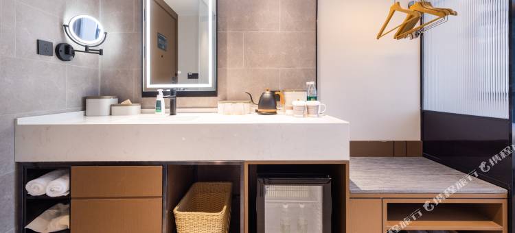 南昌经开区财经大学亚朵酒店图片