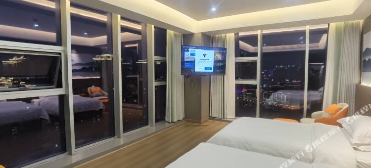 云端假日酒店(广元高铁站店)图片