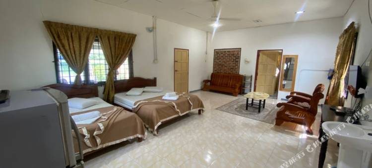 Collection O 91015 Sungai Batang湖木屋(Collection O 91015 Sungai Batang Lake Chalet)图片