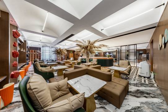 尊悦ZROYAL设计师酒店(正翔国际万达广场店)图片