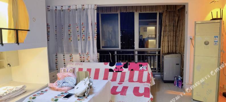 风很可爱女生青年旅舍图片