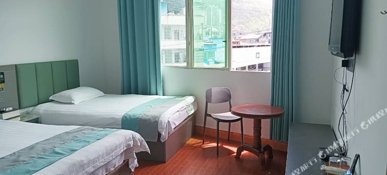 酉阳东福宾馆图片