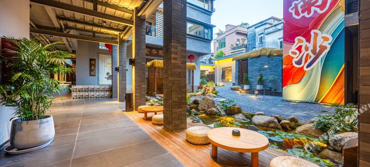 喜巢Neighbor公社麟居民宿(广州南沙黄阁地铁站店)图片