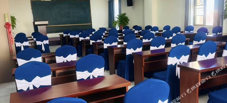 兰欧国际酒店(信阳罗山江淮南路店)图片