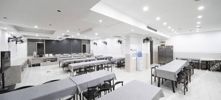 雅美途酒店(防城港海洋文化公园店)图片