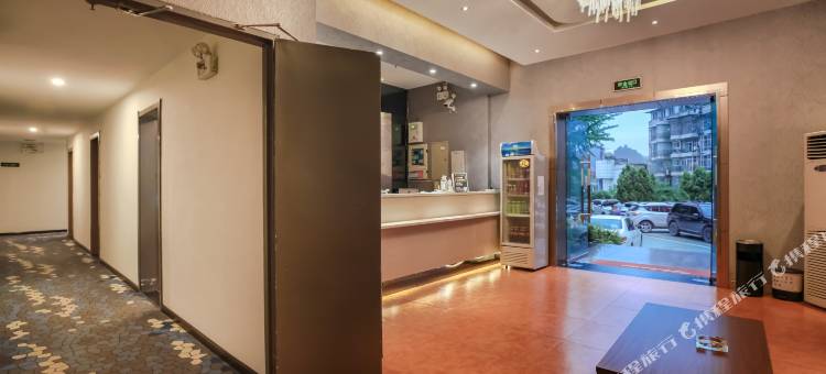 禧乐汇酒店(贵阳花溪公园学士路地铁站店)图片