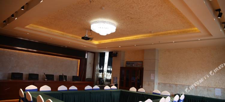 杂多大酒店图片