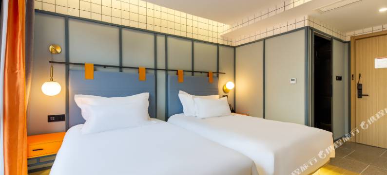 宸悦智慧酒店(义乌火车站机场店)图片