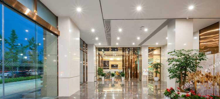 潮曼酒店(荆州高铁站方特店)图片