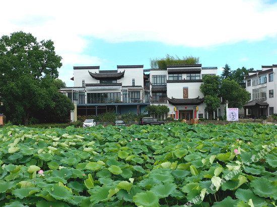 黄山梦溪方会设计收藏酒店(西溪南古村落店)