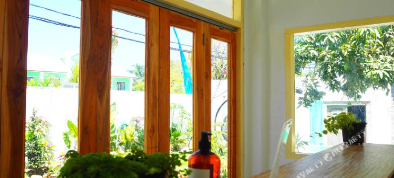 拉布安巴霍科莫多龙潜酒店(Dragon Dive Komodo Dive Resort)图片