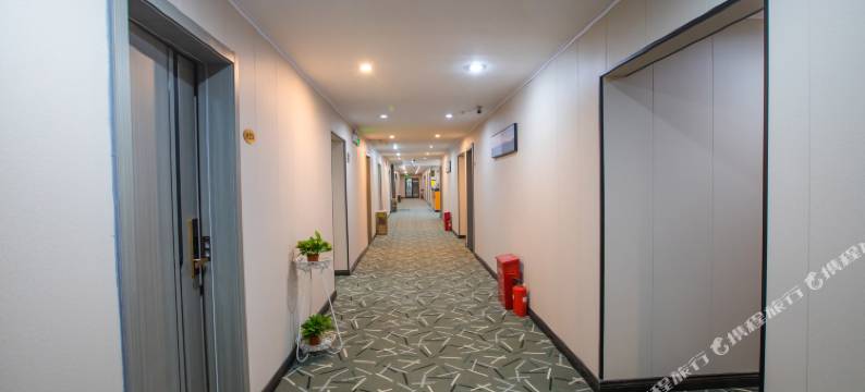 云季酒店(广州奥体中心东圃地铁站店)图片