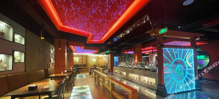 鸿池波汤泉酒店(开封鼓楼广场汴梁小宋城店)图片