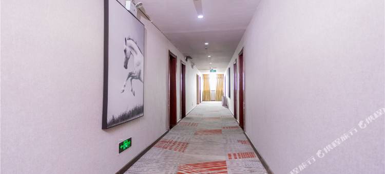 骏怡连锁酒店(咸宁站店)图片