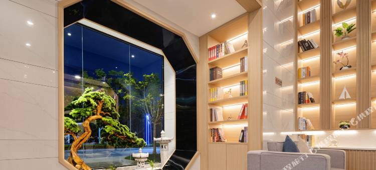 H酒店(西安欧亚国际浐灞半岛店)图片