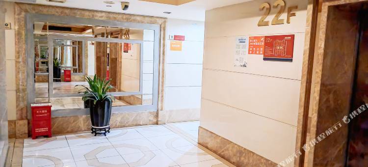 深圳风格酒店(华强北科学馆地铁站店)图片