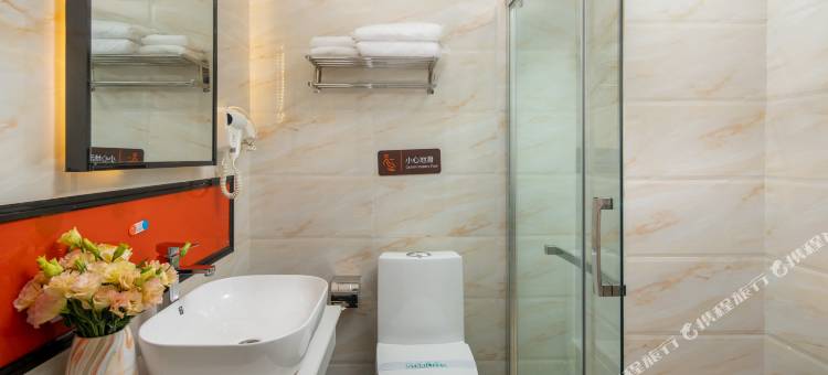 7天优品酒店(临沧客运站市一中店)图片