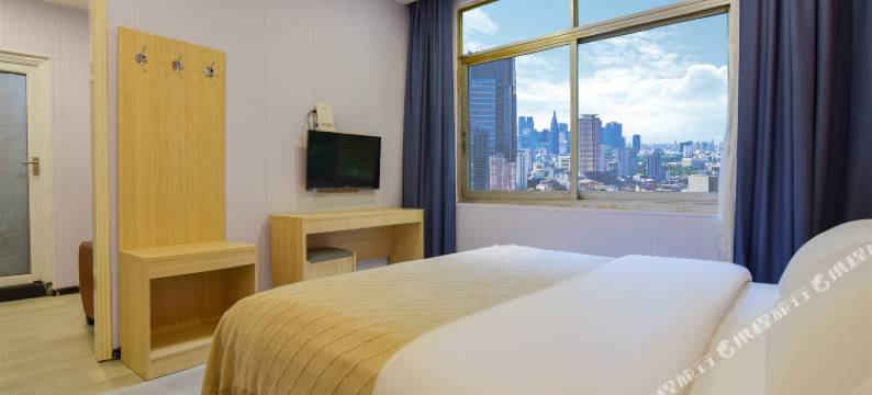 阿哆娜假日酒店(袁家岗地铁站重医医科大学附属一院店)图片