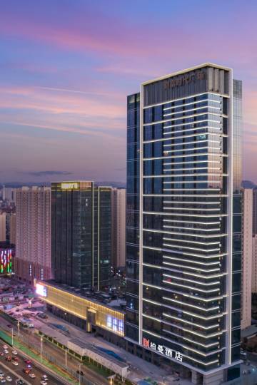 柏曼酒店(济南财富时代广场会展中心店)图片