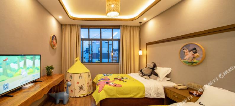 柏宜山城如画精品民宿(婺源高铁站田岭公园店)图片